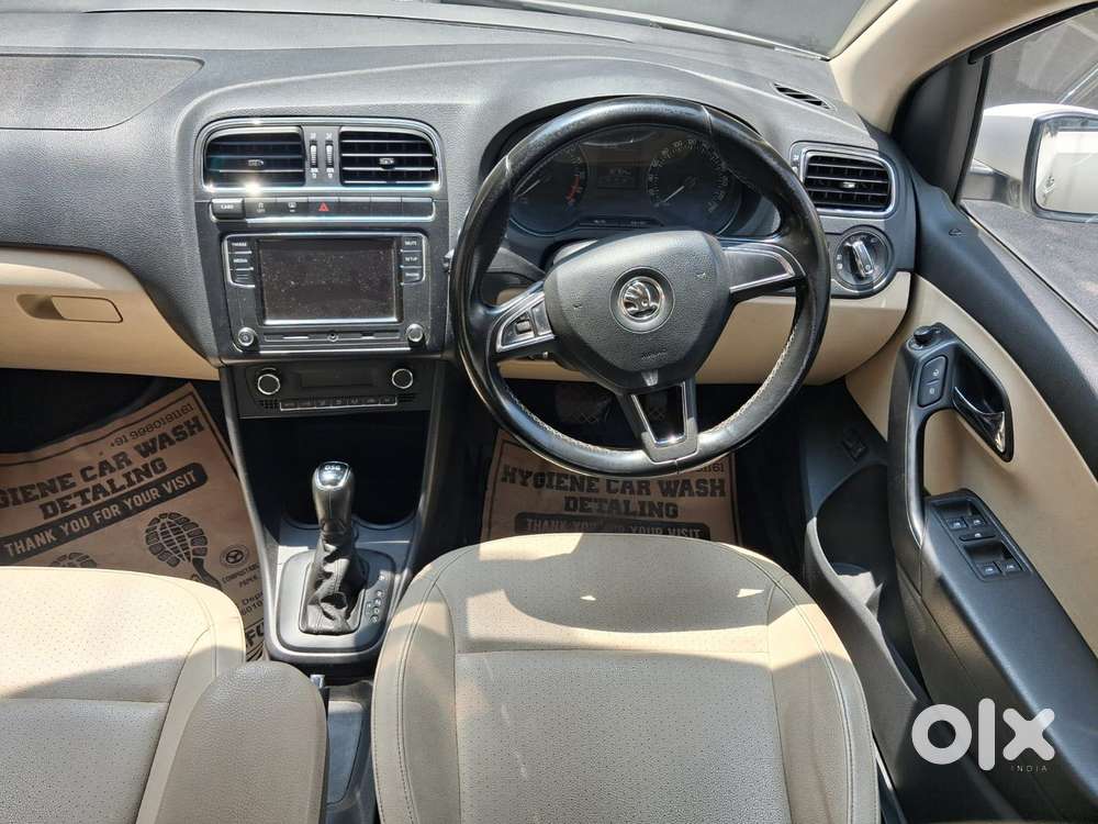 Skoda Rapid [2016-2020] 1.5 Style Plus Tdi At Black Package, 2017, D..