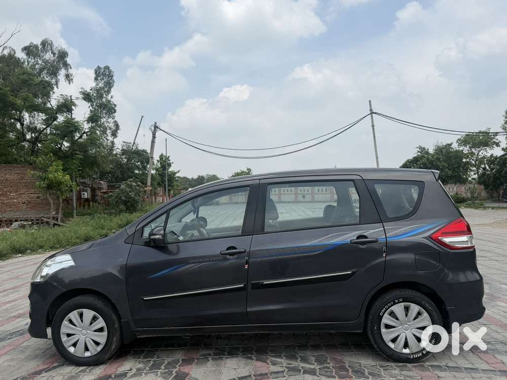 Maruti Suzuki Ertiga Vxi Cng Limited Edition, 2016, Cng & Hybrids
