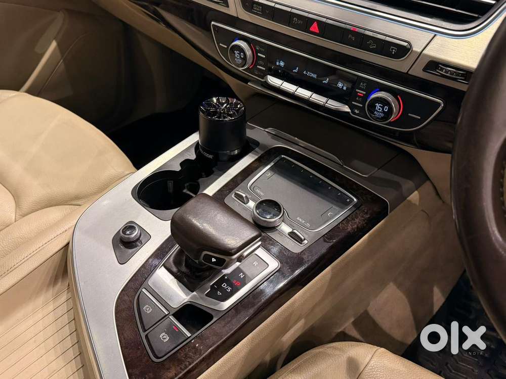 Audi Q7 45 Tdi Premium With Sunroof, 2016, Diesel