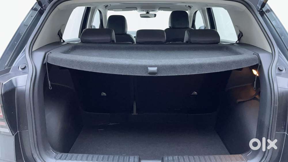 Volkswagen Taigun Topline 1.0 Tsi At (electric Seats), 2023, Petrol