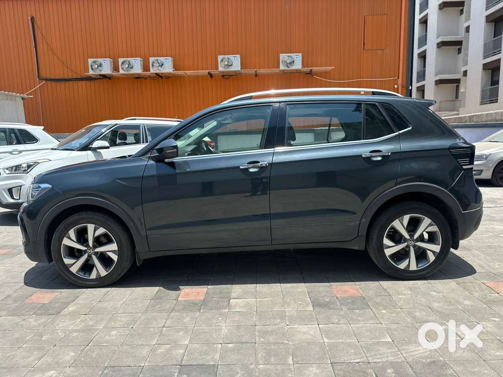 Volkswagen Taigun 1.0 Tsi Topline At, 2023, Petrol