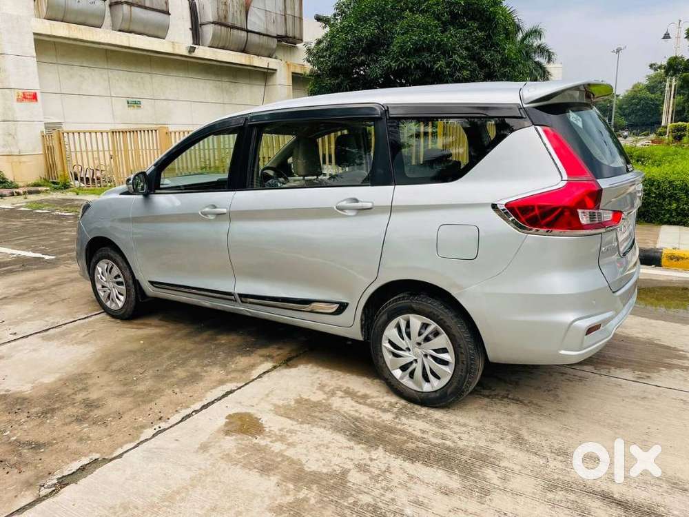 Maruti Suzuki Ertiga 2022-2023 Vxi Cng, 2023, Cng & Hybrids