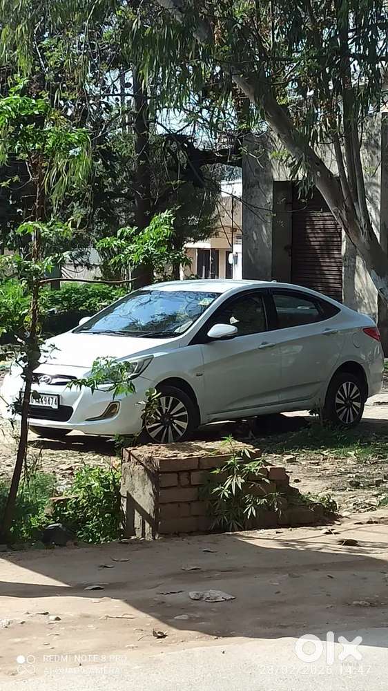 Hyundai Verna 2011