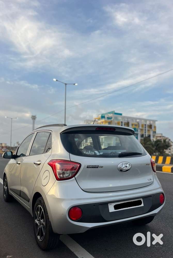 Hyundai Grand I10 Asta Petrol 2017