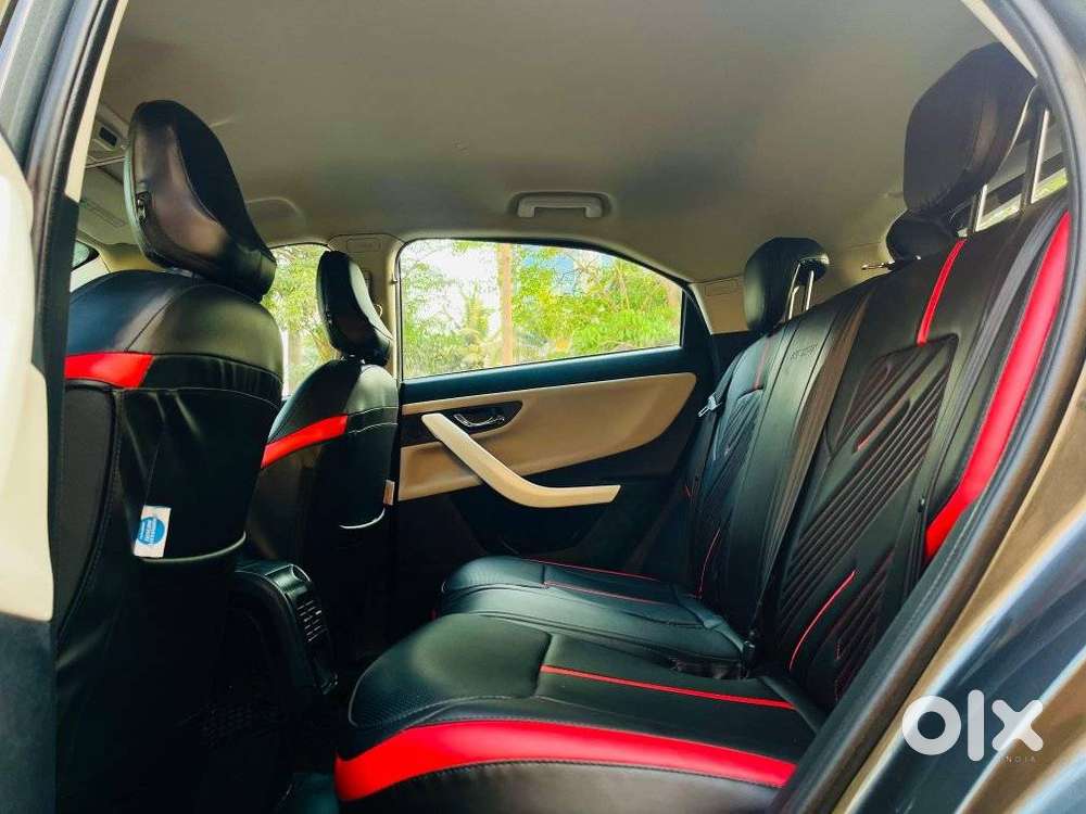 Tata Nexon, 2024, Petrol