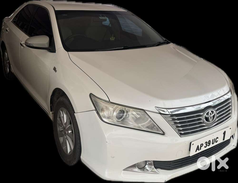 Toyota Camry Petrol 112000 Km Driven