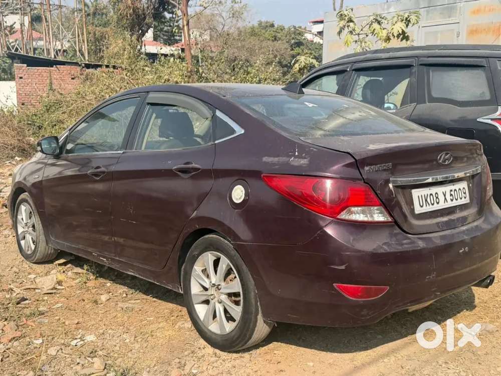 Hyundai Fluidic Verna 2012