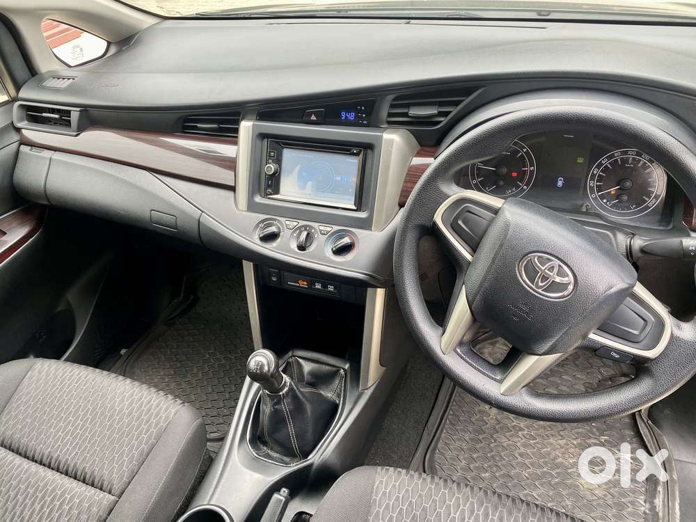 Toyota Innova Crysta 2.4 G Mt, 2017, Diesel
