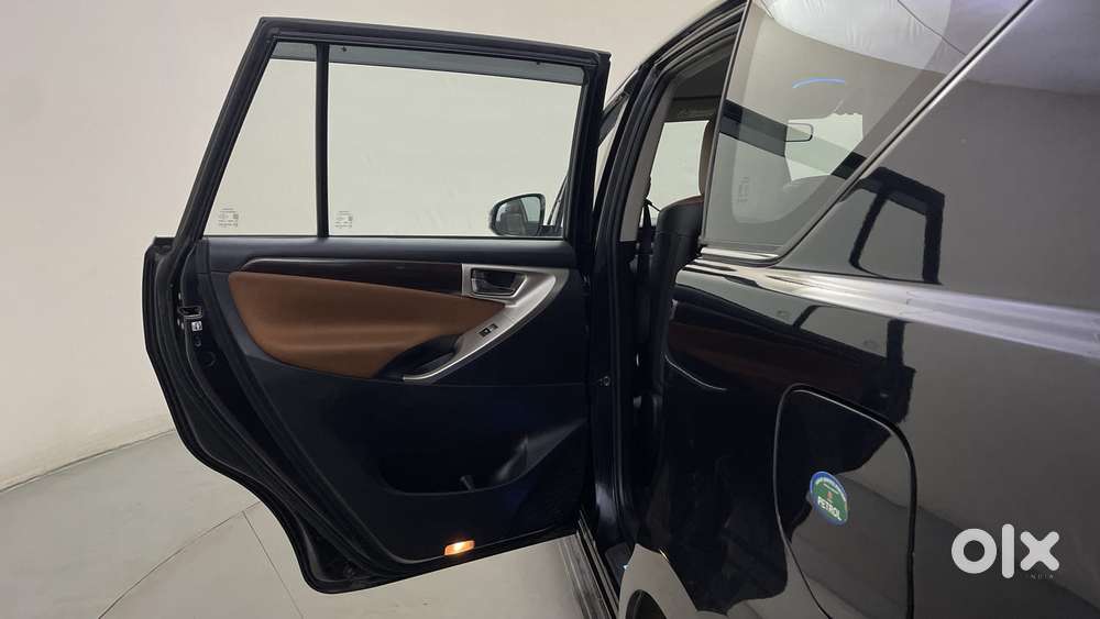 Toyota Innova Crysta [2020-ongoing] 2.7 Zx At 7 Str, 2022, Petrol
