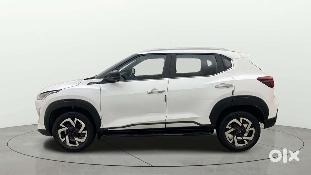 Nissan Magnite 1.0 Xv Premium, 2021, Petrol