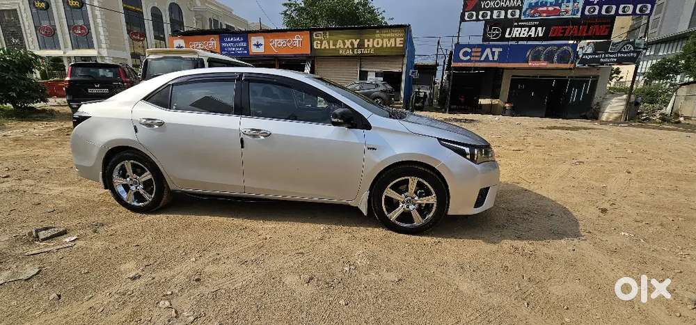 Toyota Corolla Altis 2014 Cng & Hybrids Well Maintained