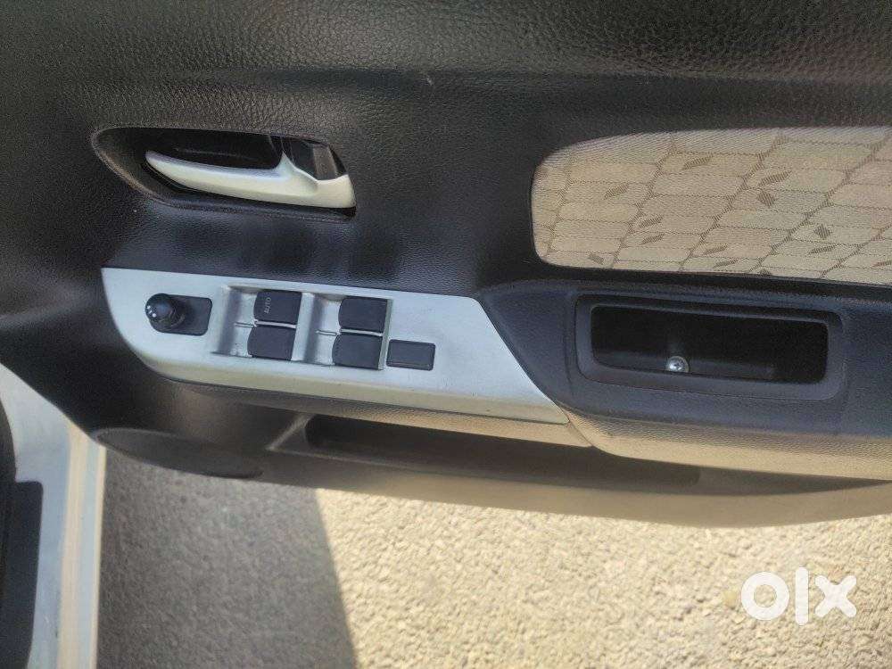 Maruti Suzuki Wagon R Vxi, 2013, Petrol