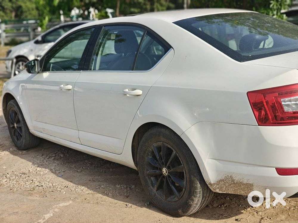 Skoda Octavia 2013-2017 Style Plus 2.0 Tdi At, 2015, Diesel
