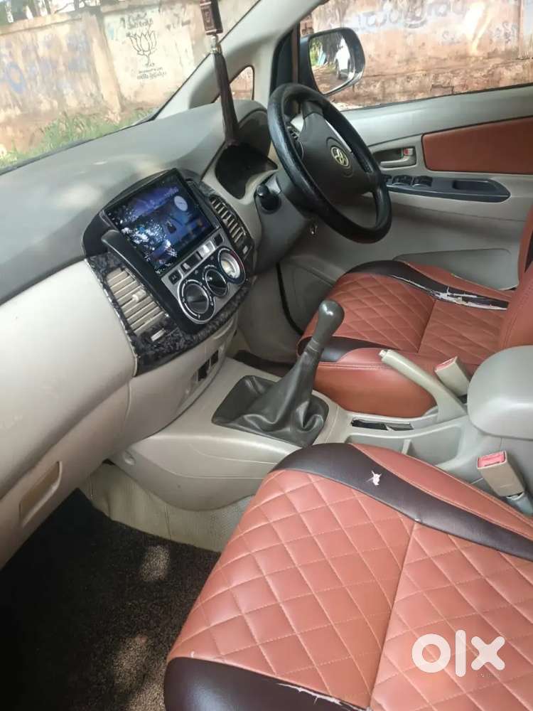 Toyota Innova 2.5 G 2010