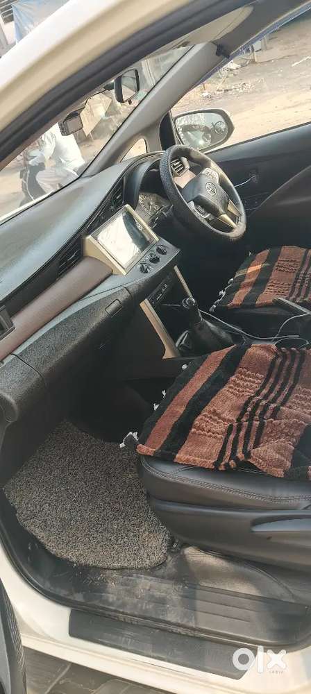 Toyota Innova Crysta 2016