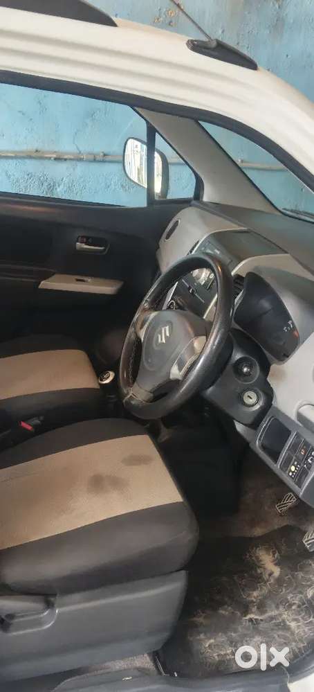2nd Maruti Wagon R Lxi 2013 Cng