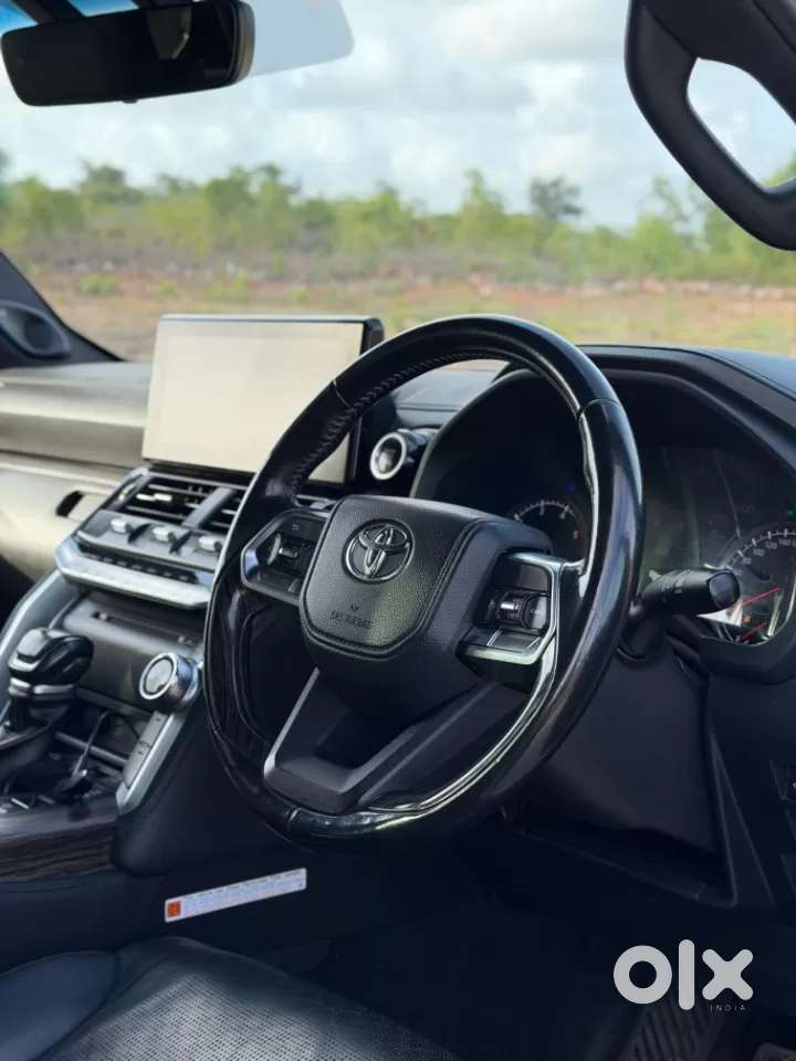 Toyota Land Cruiser 3.3 Zx Diesel, 2023, Diesel