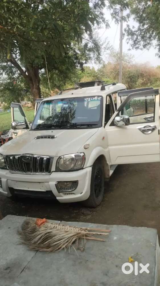 Mahindra Scorpio Classic 2013