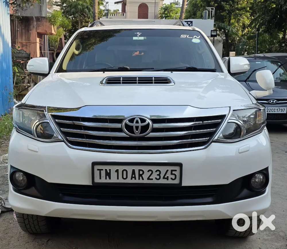 Toyota Fortuner 2014