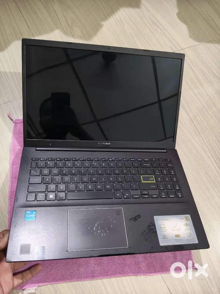 Asus Vivobook 11th gen, i3 processor, 8 gb ram, 512 ssd