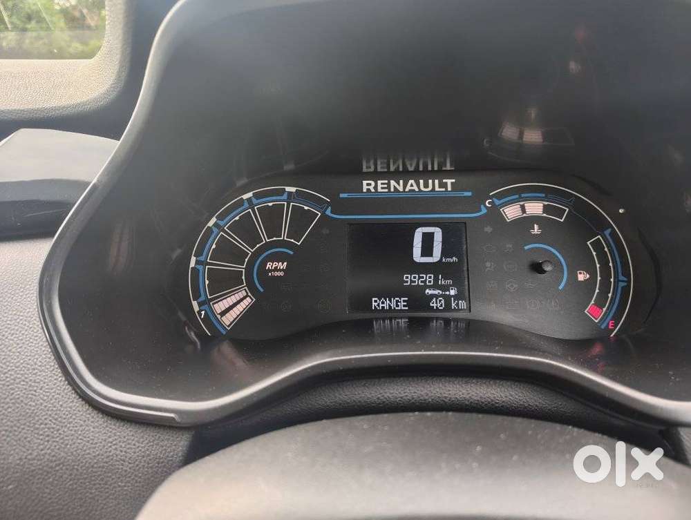 Renault Triber Rxt, 2022, Petrol