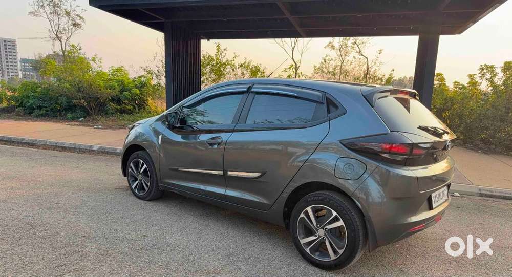 Tata Altroz Petrol 2023