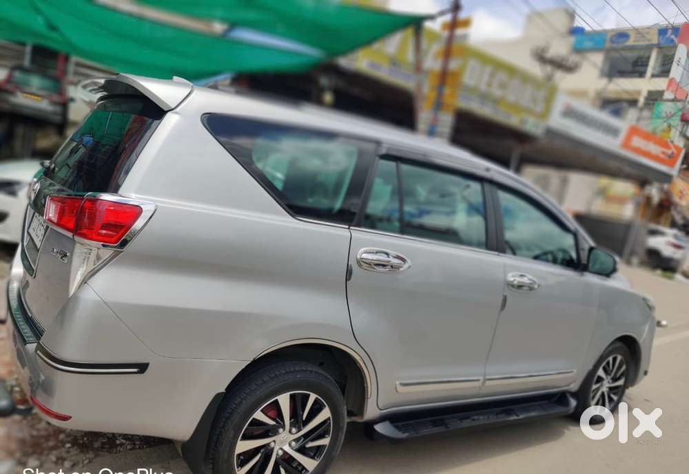 Toyota Innova Crysta Zx 2023