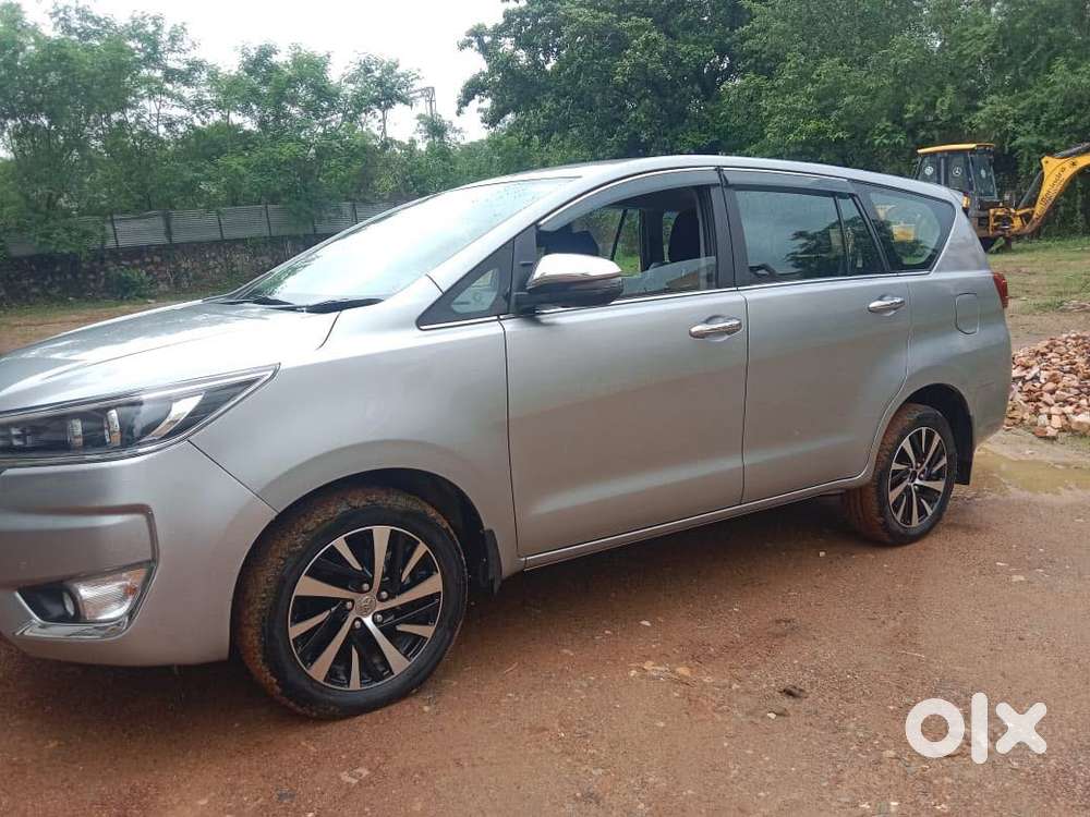 Toyota Innova Crysta 2.5z, 2025, Diesel