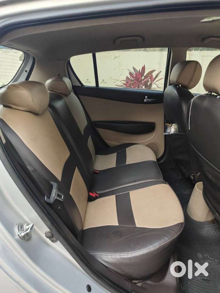 Hyundai I20 1.2 Asta, 2011, Cng & Hybrids