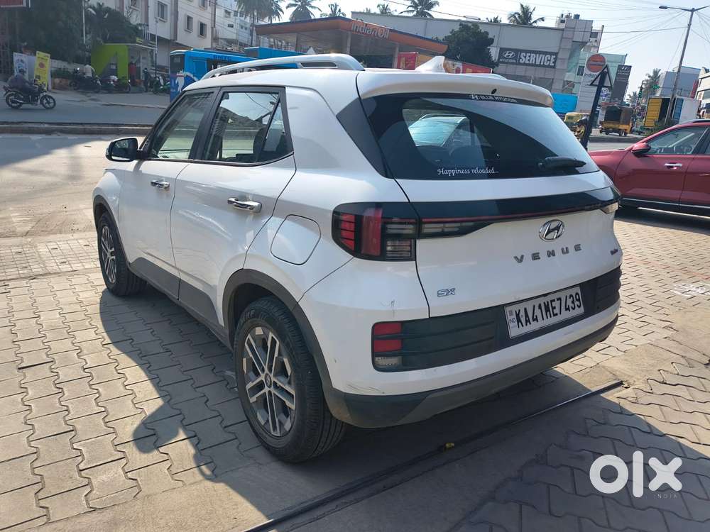 Hyundai Venue 1.0 Sx (o) Turbo Dct, 2023, Petrol