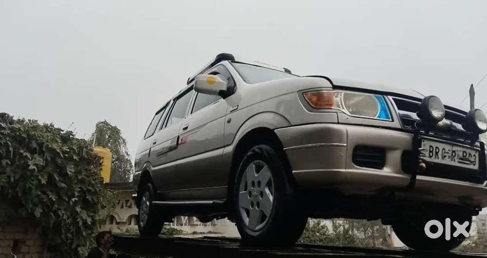 Chevrolet Tavera 2011 Diesel 150000 Km Driven