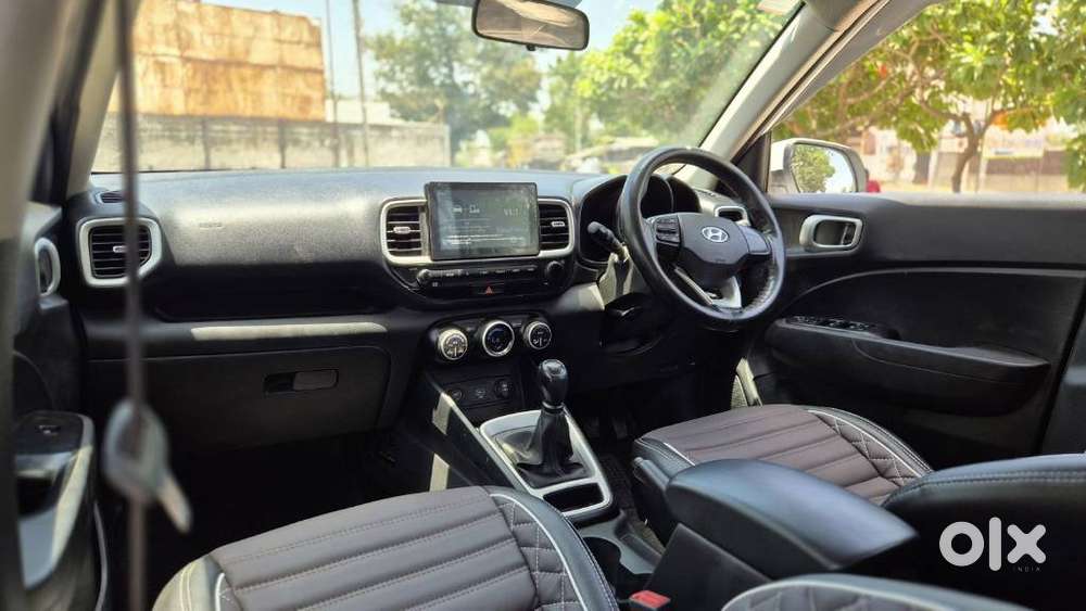 Hyundai Venue S Plus Mt 1.2 Kappa, 2021, Cng & Hybrids
