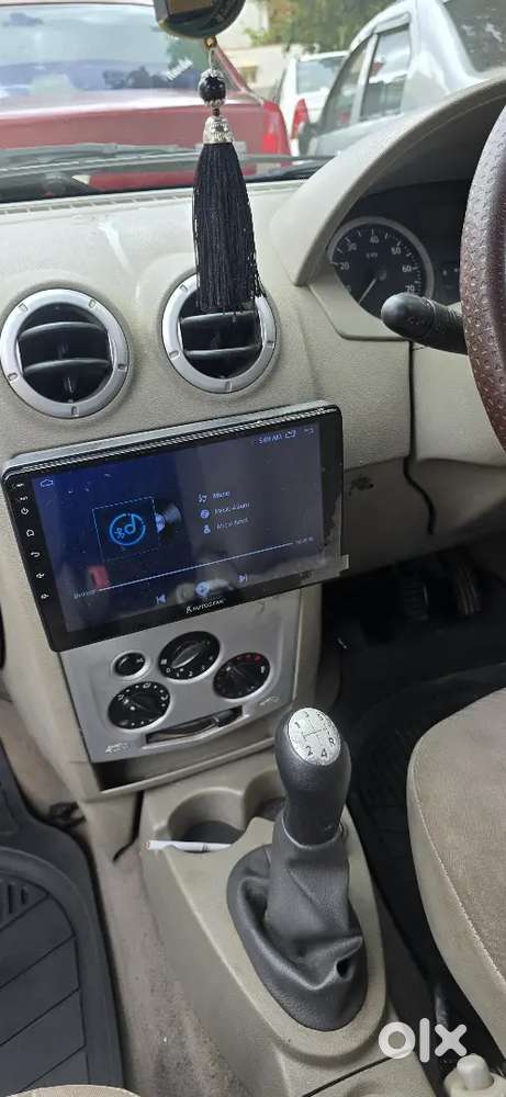 Mahindra Logan 2007
