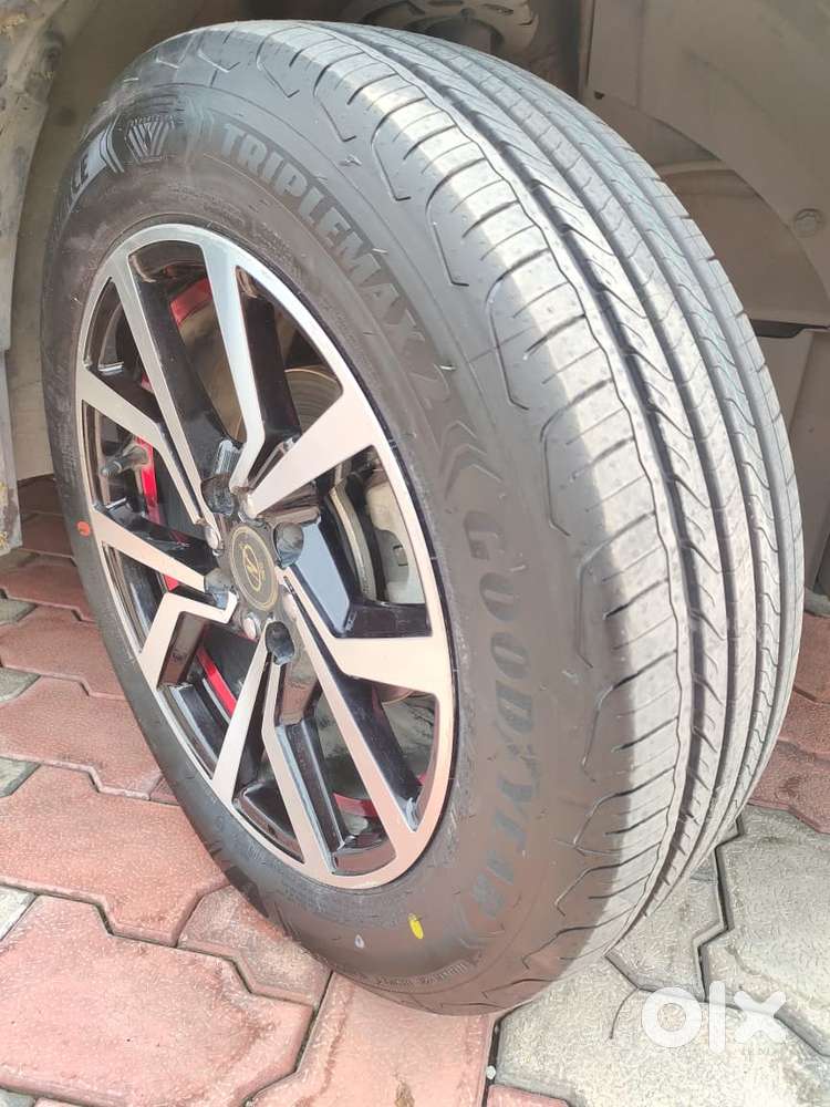 Maruti Suzuki Fronx, 2023, Petrol