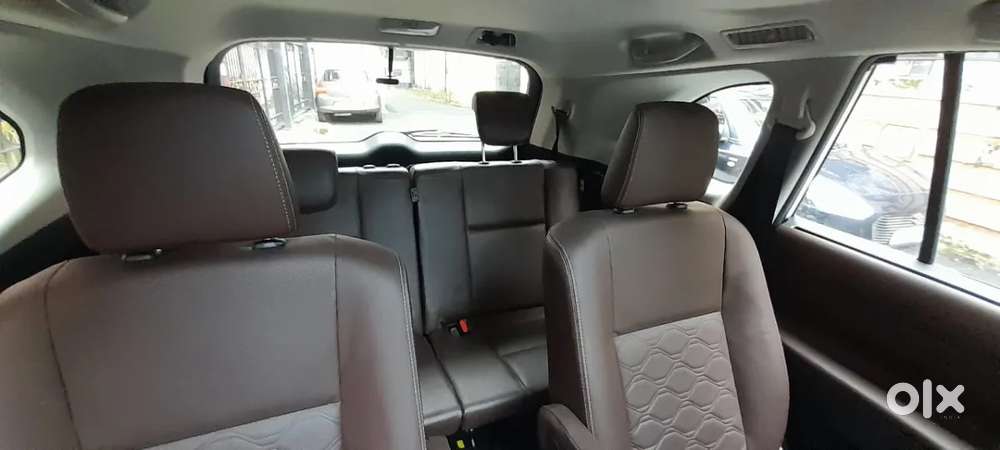 Toyota Innova Hycross 2.0 Zx Hybrid 7 Str, 2024, Petrol