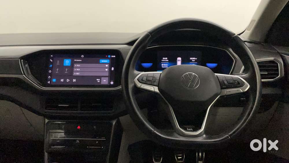 Volkswagen Taigun Topline 1.0 Tsi Mt (electric Seats), 2022, Petrol