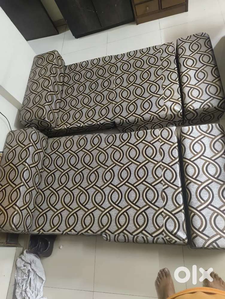 Sofa Cum Bed - Single Seater ( Foam mattress cushioning)