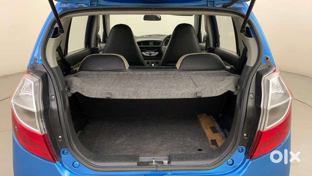 Maruti Suzuki Alto K10 1.0 Vxi Amt, 2016, Petrol