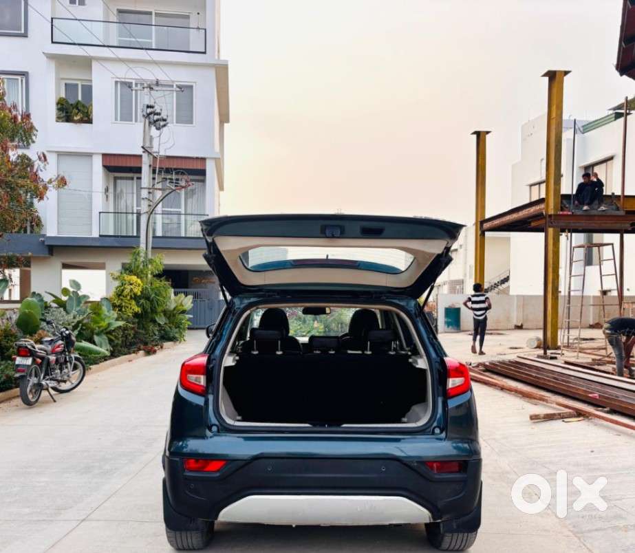 Mahindra Xuv300 W8 (o) 1.5 Diesel Amt, 2019, Diesel