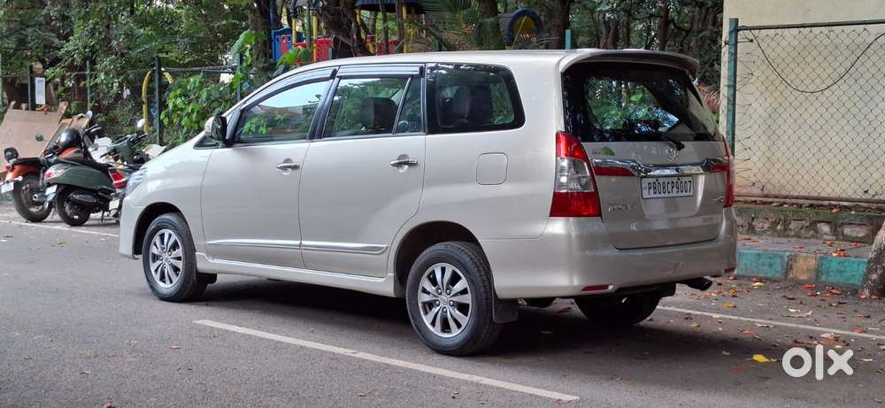 Toyota Innova 2.5 Zx 7 Str Bs-iv, 2013, Diesel
