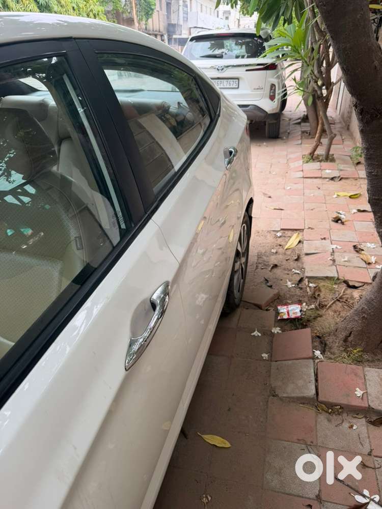 Hyundai Verna 2015 Diesel Automatic