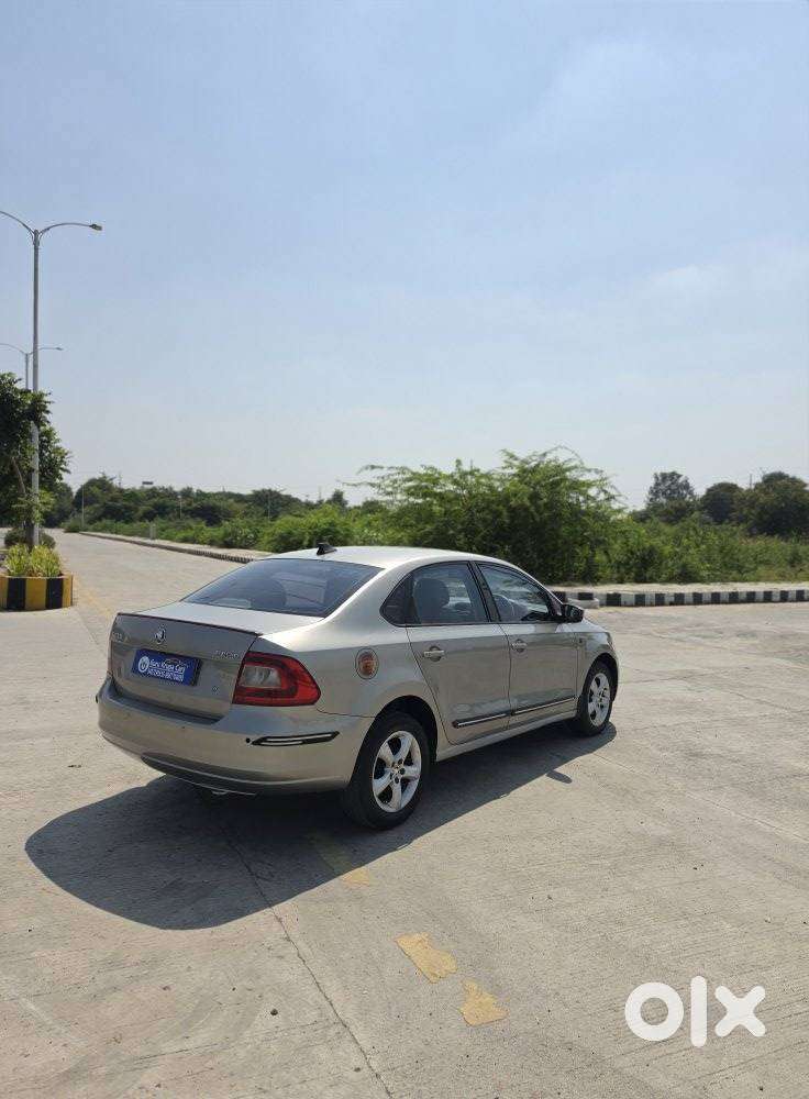 Skoda Rapid 1.5 Tdi Ambition With Alloy Wheel, 2014, Diesel