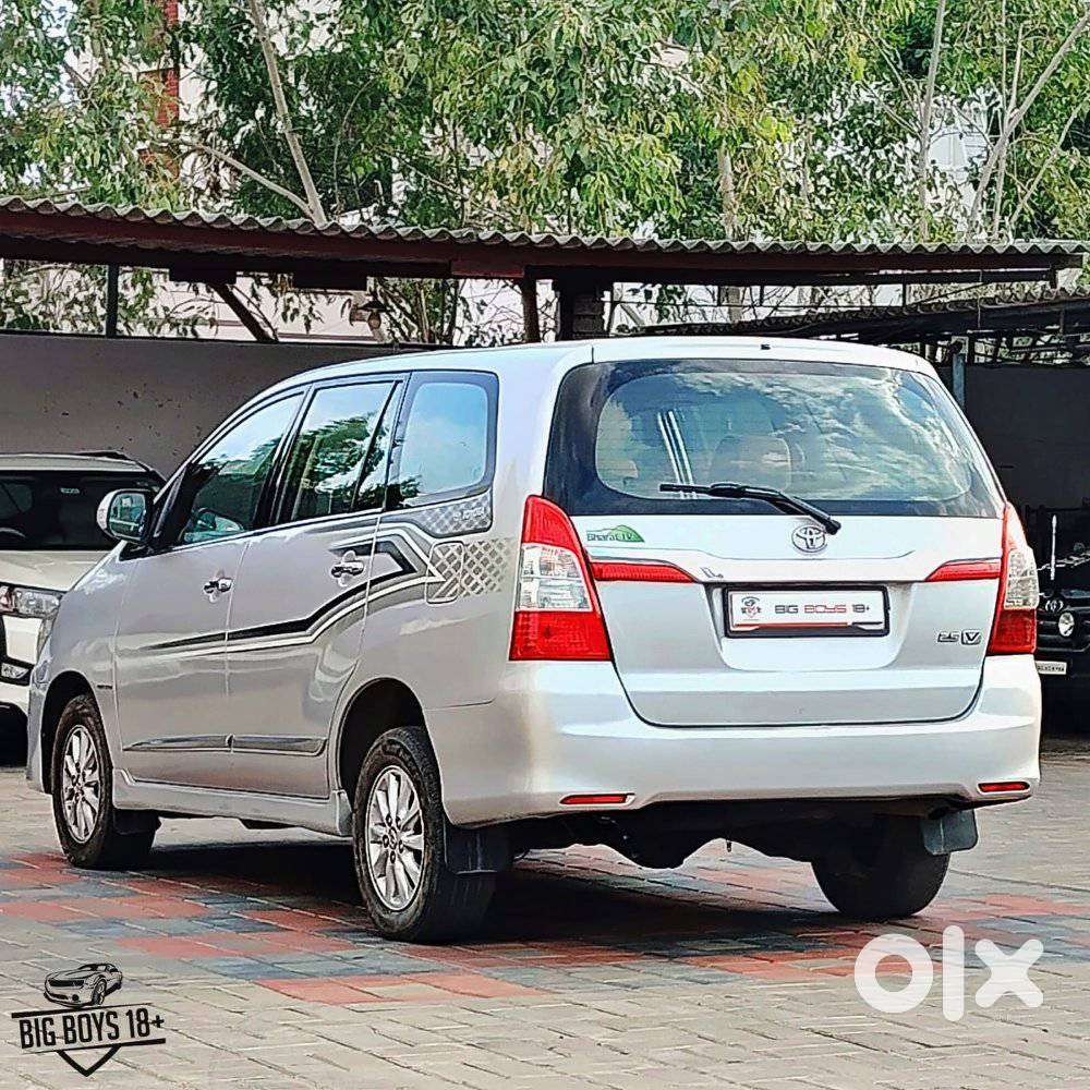 Toyota Innova 2.5 E, 2014, Diesel