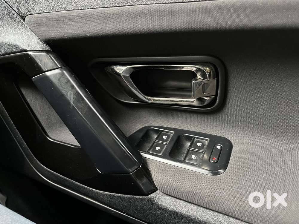Tata Harrier Xza Dark Edition, 2022, Diesel