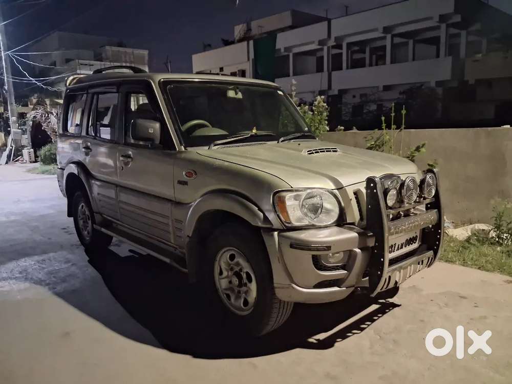 Mahindra Scorpio Classic 2006