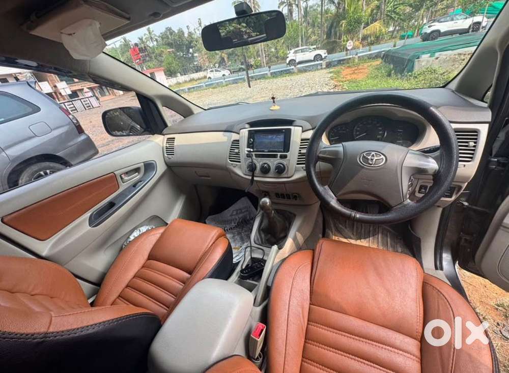 Toyota Innova Diesel 2014
