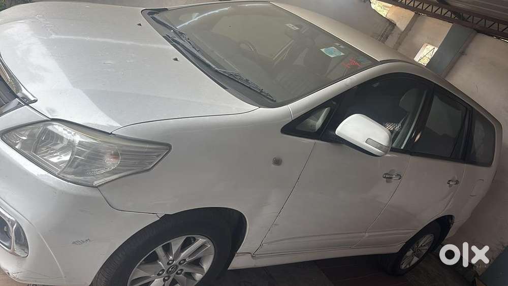 Toyota Innova 2014 Diesel Well Maintained