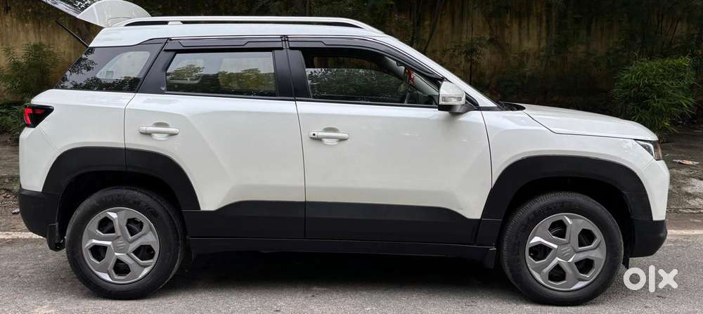 Maruti Suzuki Brezza 1.5 Lxi Smart Hybrid, 2022, Petrol