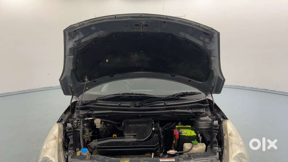 Maruti Suzuki Swift Vvt Vxi, 2013, Petrol