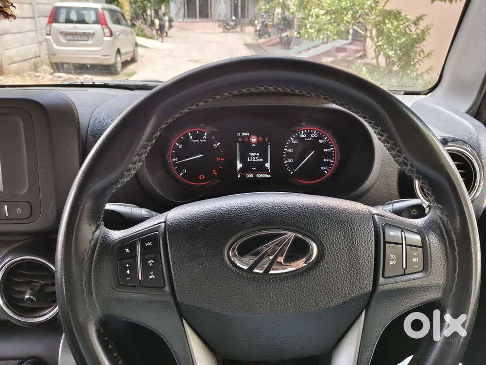 Mahindra Thar, 2022, Petrol